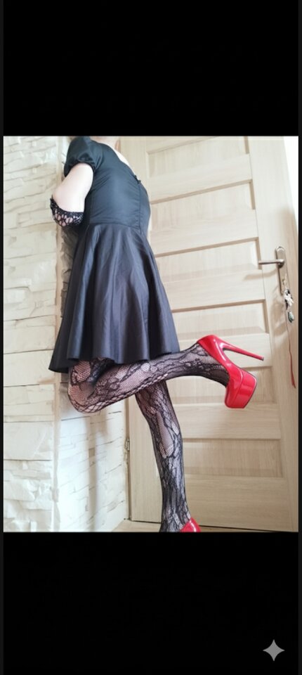 Screenshot_2025-10-28-10-16-55-95_680d03679600f7af0b4c700c6b270f - Uroczyfemboy27