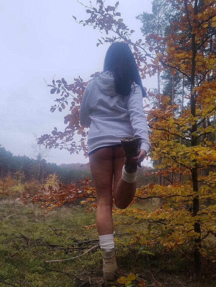 1000054126.jpg - Hagparka