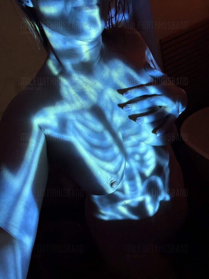 Wesołego Halloween 🎃  - MilfWithHusband