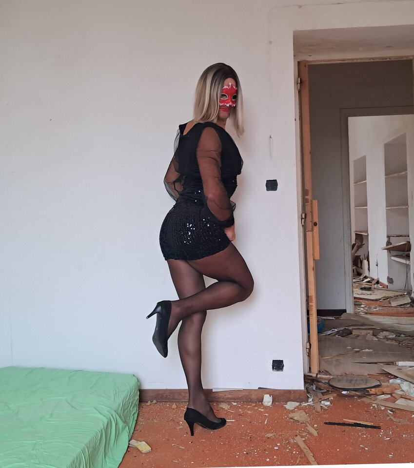 20251025_172141(0).jpg - Laure