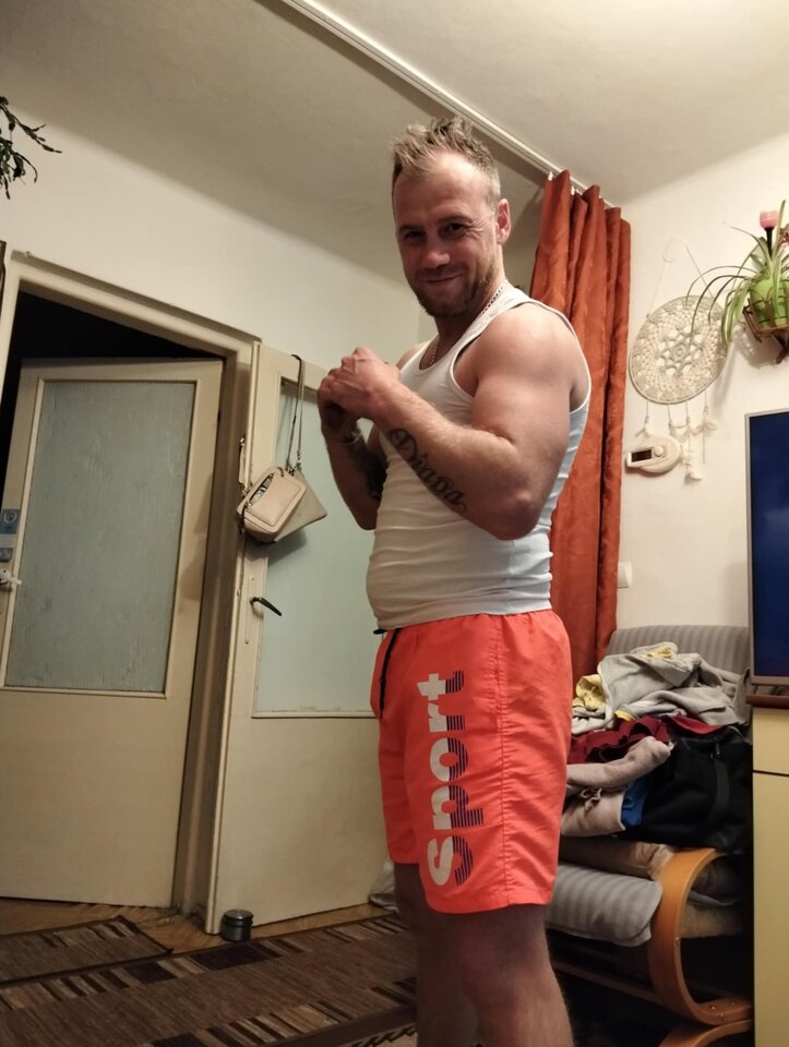 1000011408.jpg - Oberon93