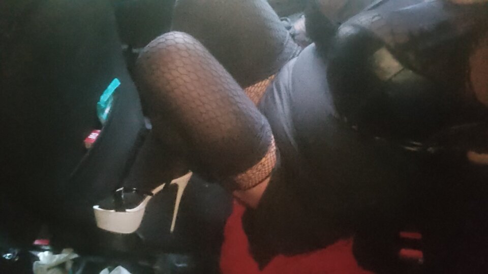 Teraz w aucie .. - paulstarkface