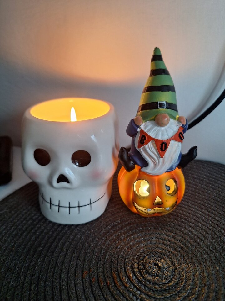 1000106712.jpg - AngelWhiteDevil