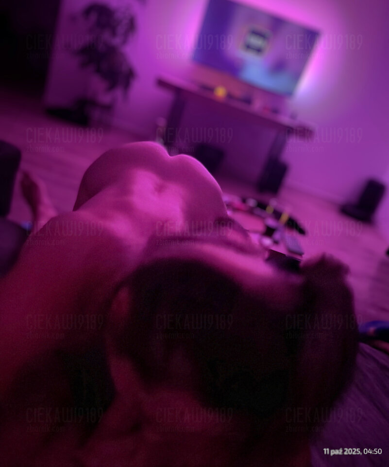 Słuchanie muzyki 😍 - Ciekawi9189