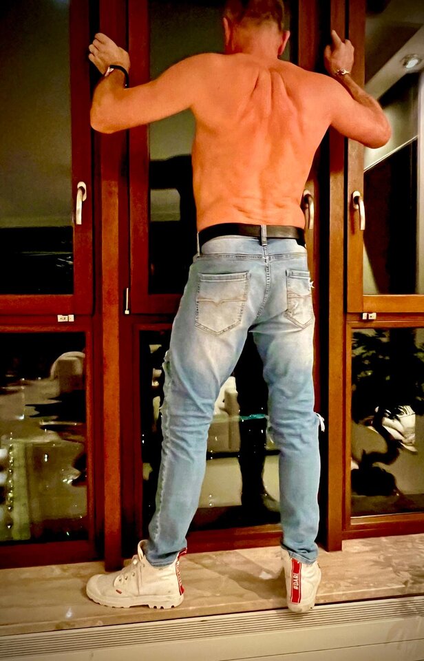 0228c2d8-7315-4b20-b04a-8eadbafa1bf6.jpeg - LonelyGun