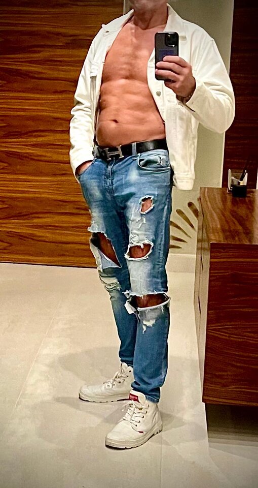 5ea422db-c7e2-426f-96c4-d0b6f1f68405.jpeg - LonelyGun