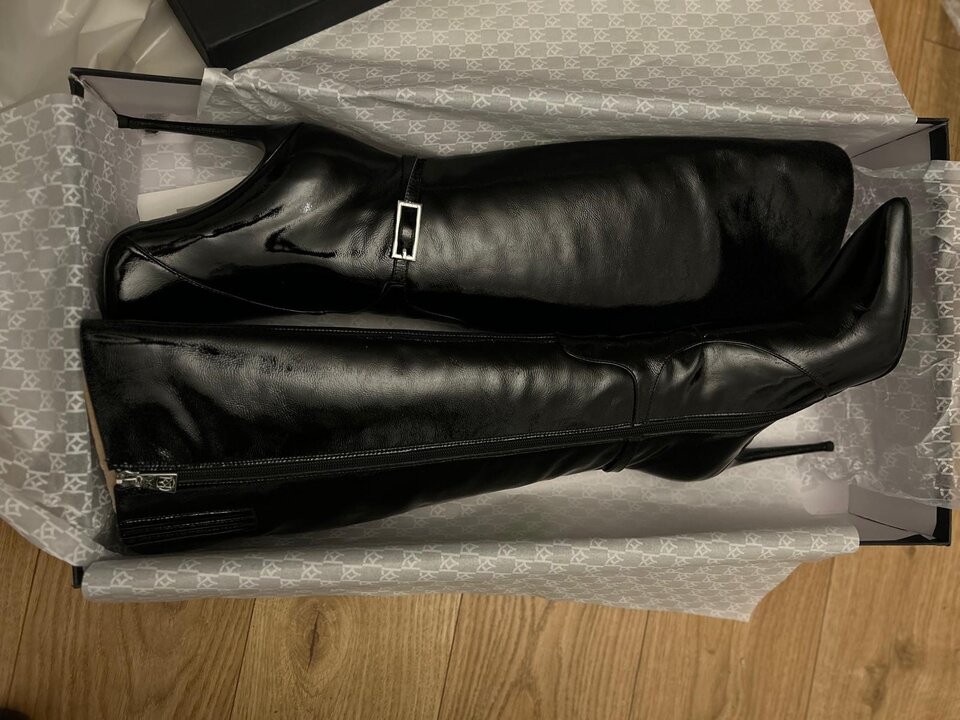 Nowe kozaczki uwielbiam - Ewelina_GD