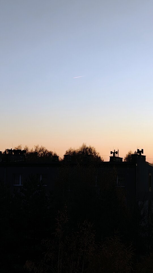 Poranek, samoloty i ostatnie gwiazdy 😏 - krzysexlove